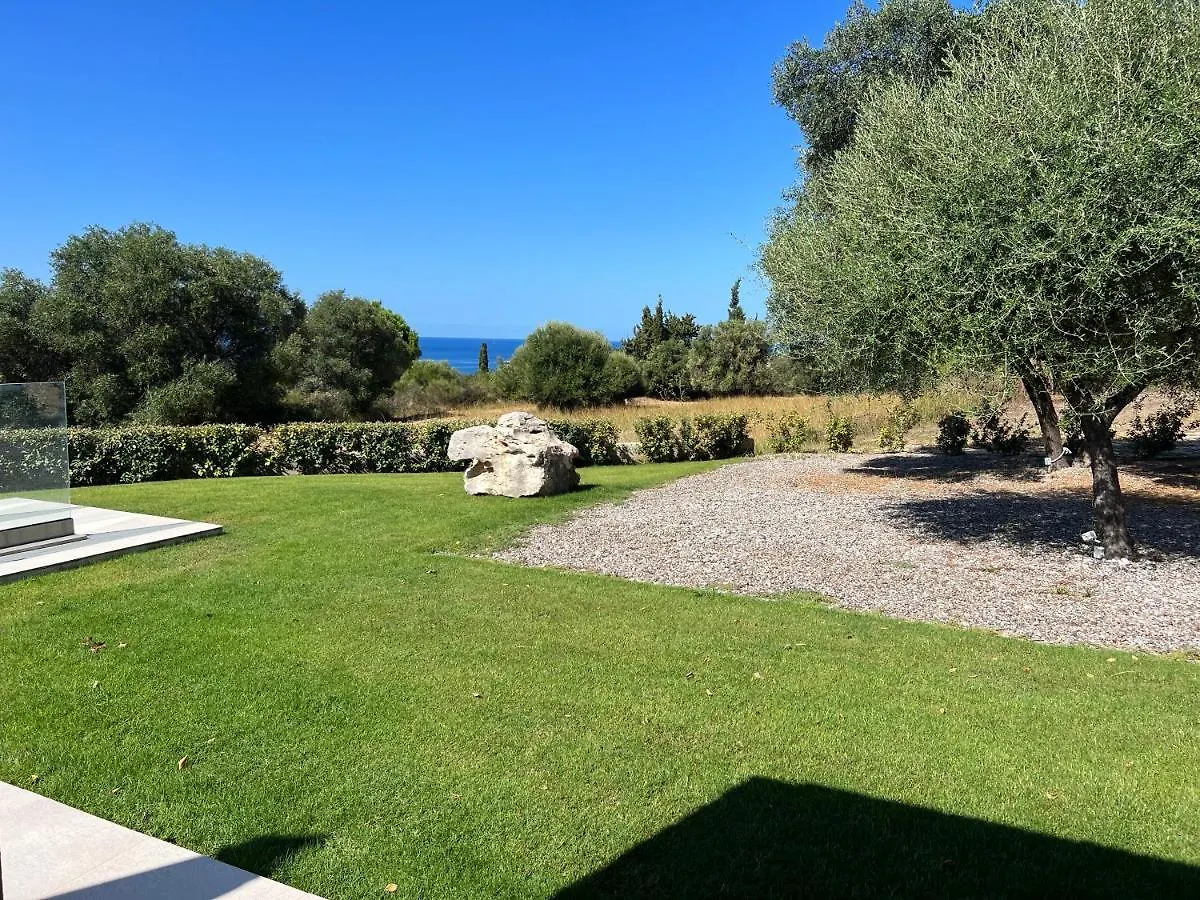 Avithos Blue Villas Svoronata Greece