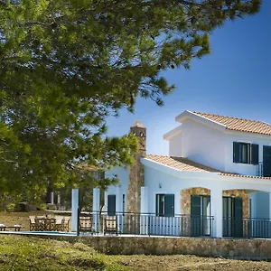 Villa Seirios Luxury, Svoronata